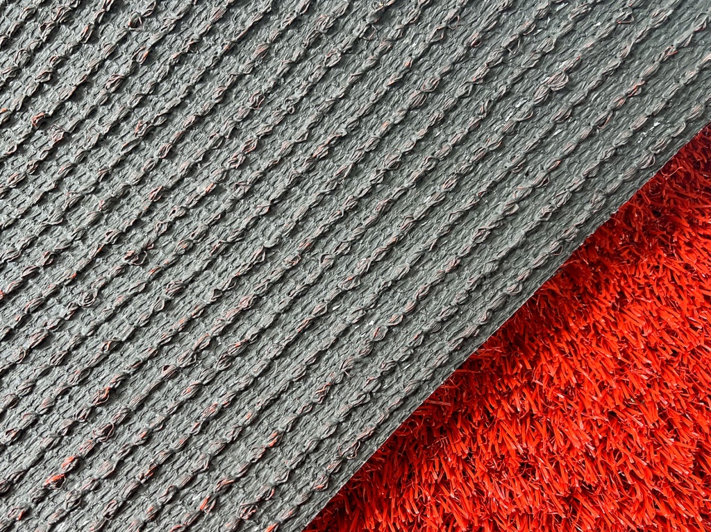 Cesped Sintetico Importado 20mm Rojo - 5m2