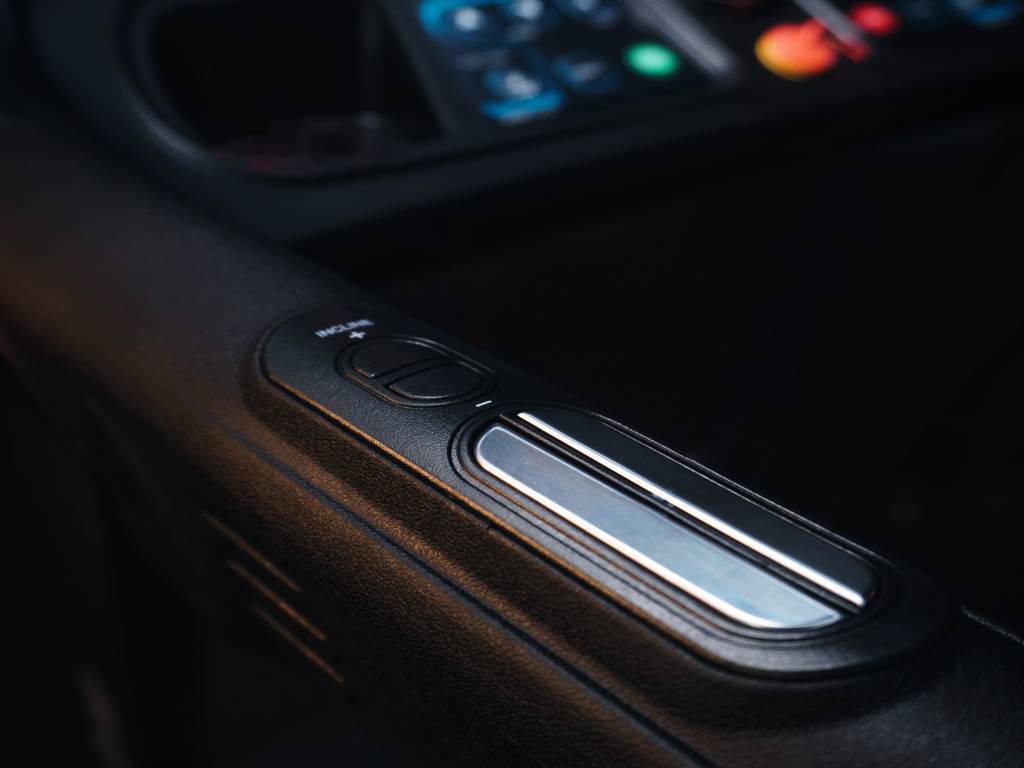 CINTA SEMIPROFESIONAL MOD 6811AS DC - 15.6"