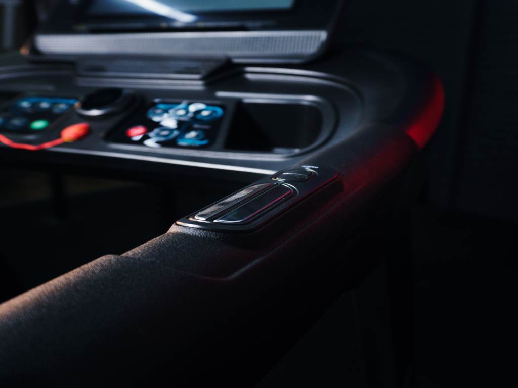 CINTA SEMIPROFESIONAL MOD 6811AS DC - 15.6"