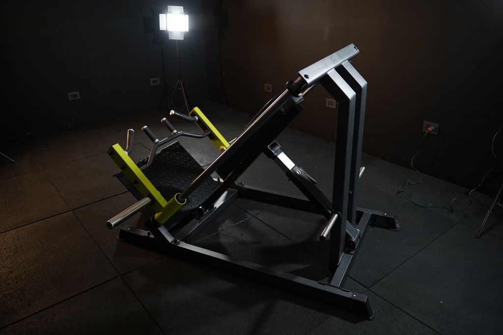 Máquina Remo Lineal Inclinado - A611