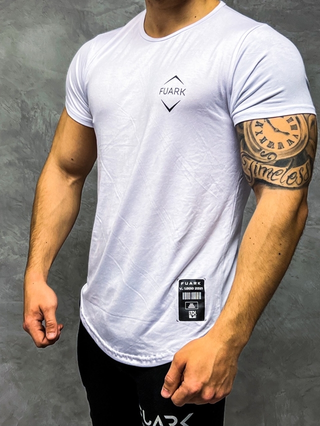 REMERA PERFORMANCE MOD HELMET BLANCO
