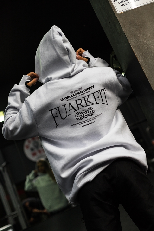 BUZO FUARK COLOR BLANCO